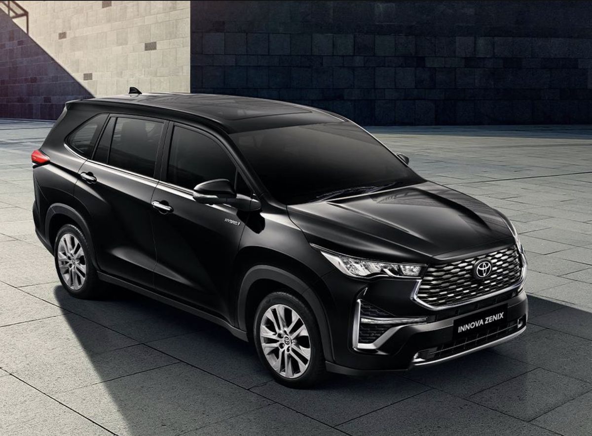 Toyota Innova Zenix